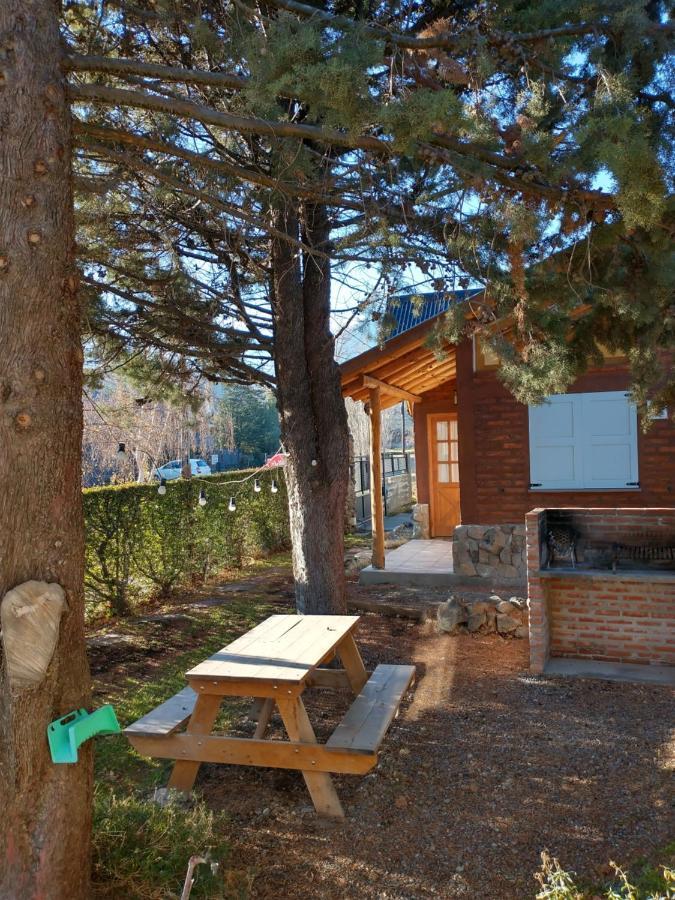 Cabanas Pyracantha Esquel Exterior foto