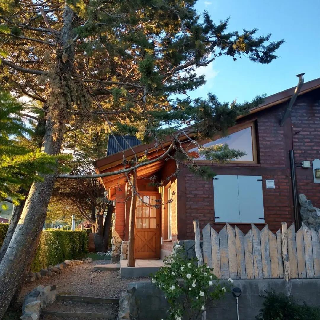 Cabanas Pyracantha Esquel Exterior foto