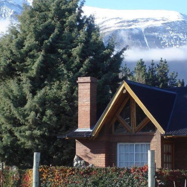 Cabanas Pyracantha Esquel Exterior foto